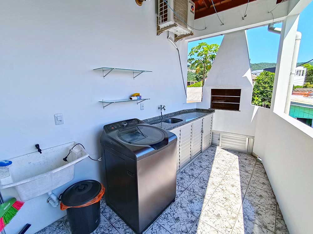 Área c/ churrasqueira