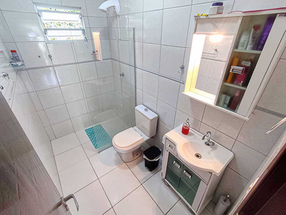 Banheiro (demi-suíte/social)