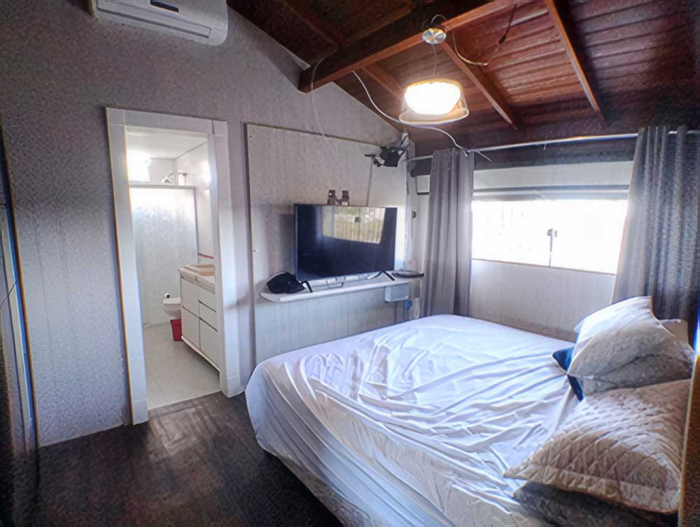 Dormitório 04 (suíte)