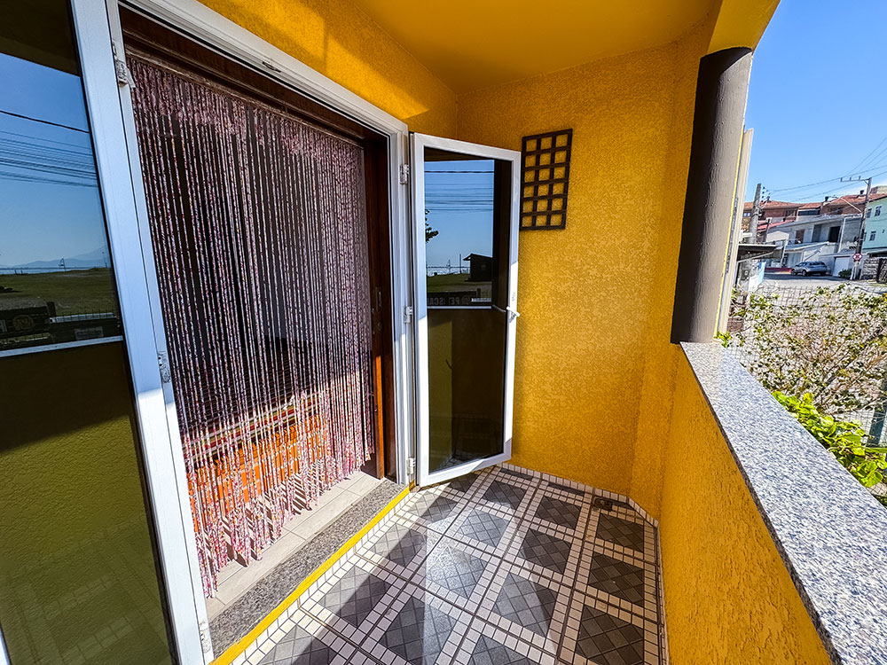 Sacada (quarto apto térreo)