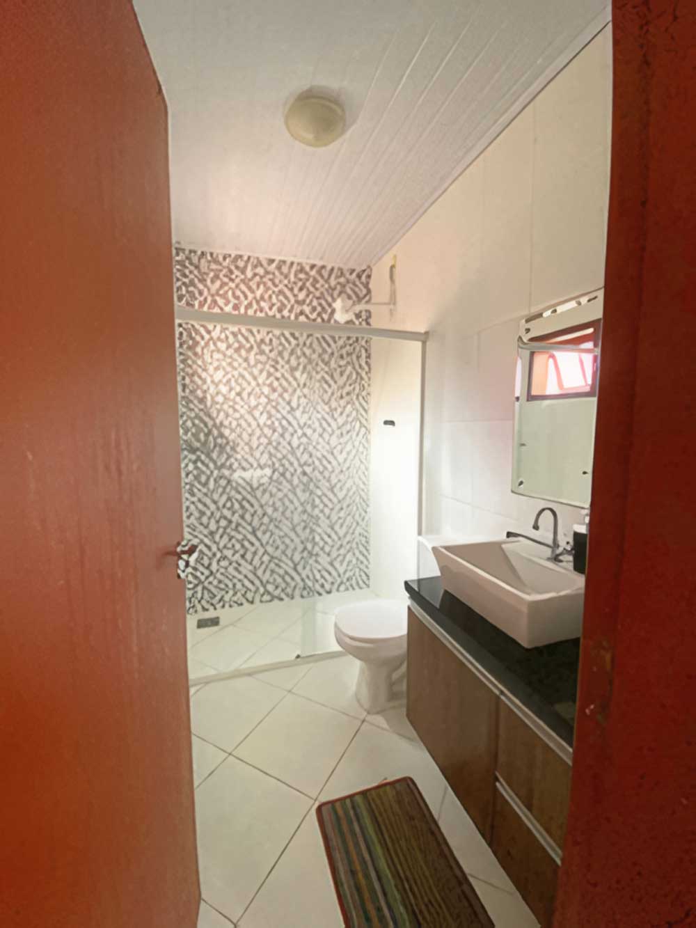 Banheiro suíte (térreo)