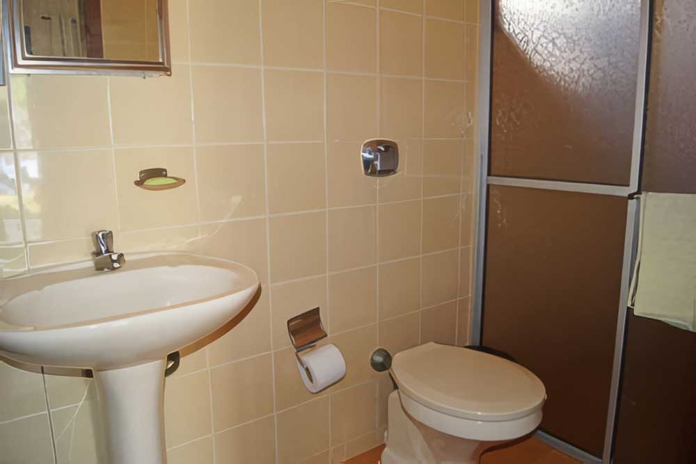 Suíte 04 - Banheiro